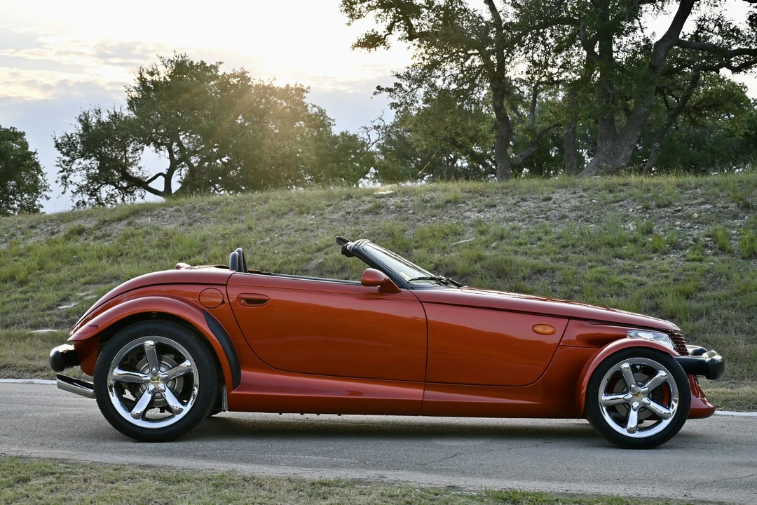 2001 Plymouth Prowler - Image 3 of 31