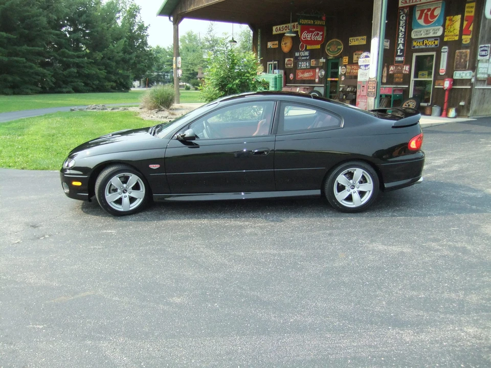 2004 Pontiac GTO 4th Gen - Image 5 of 31