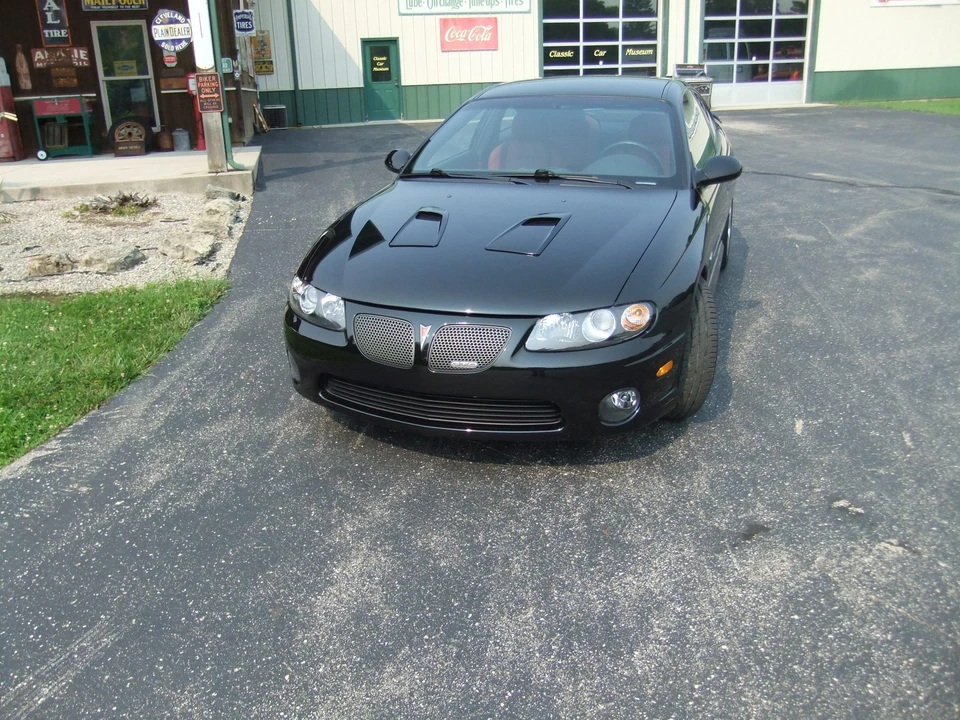 2004 Pontiac GTO 4th Gen - Image 2 of 31