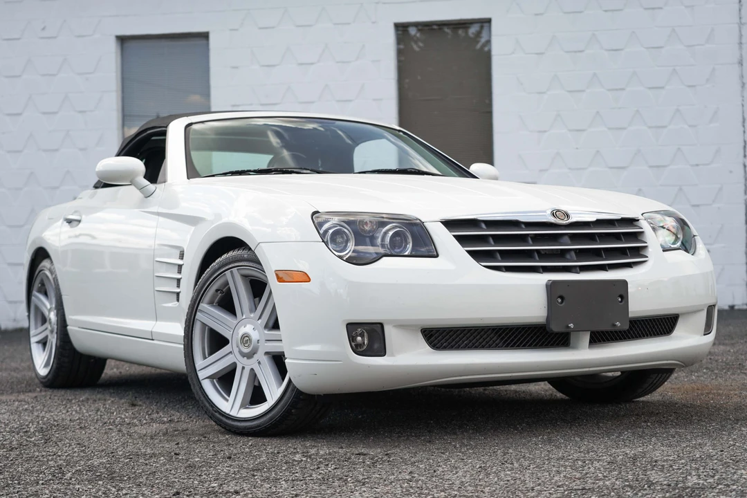 2005 Chrysler Crossfire - Image 16 of 31