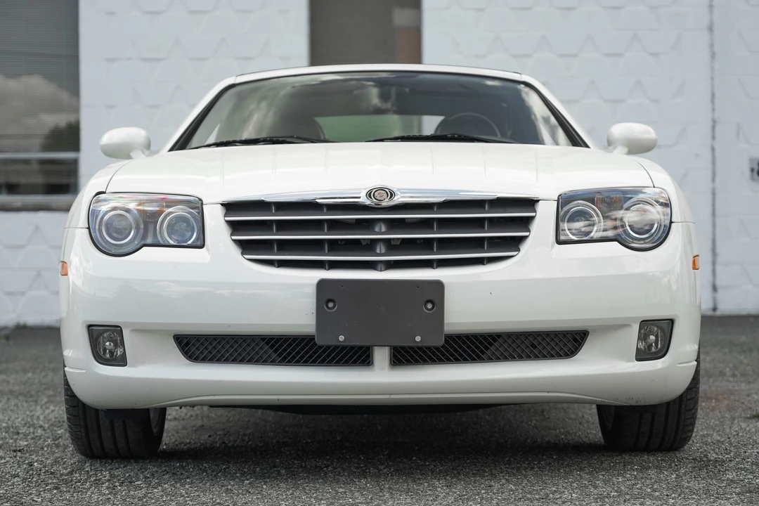 2005 Chrysler Crossfire - Image 2 of 31