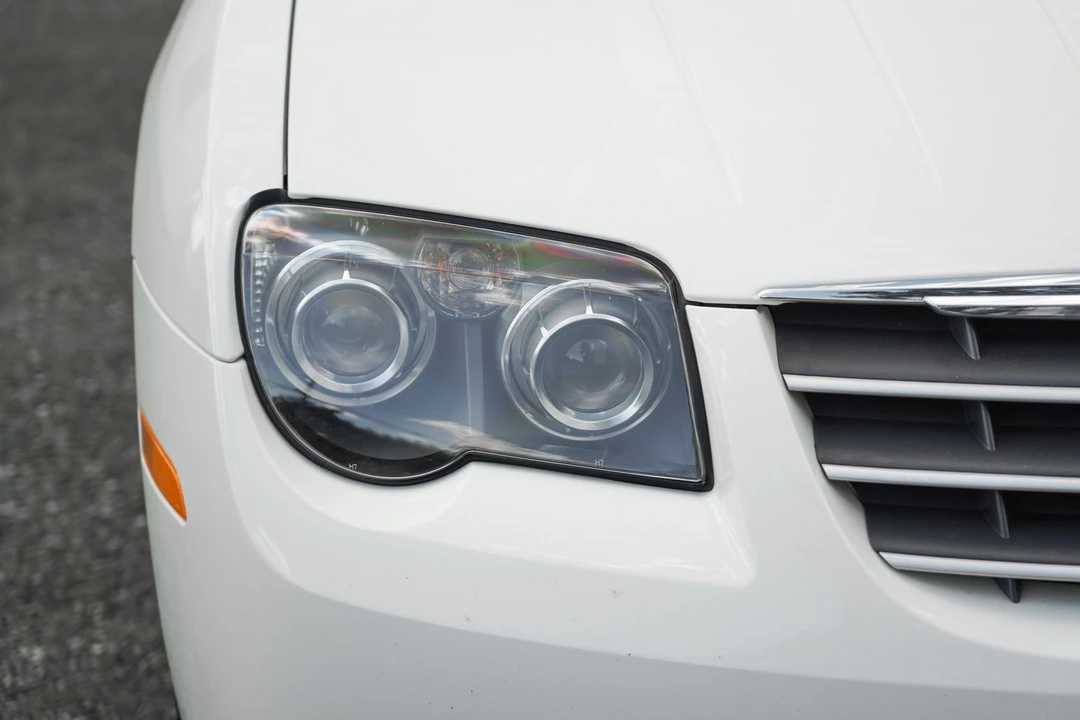 2005 Chrysler Crossfire - Image 22 of 31
