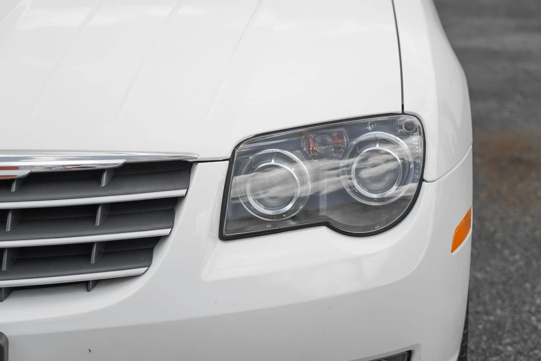 2005 Chrysler Crossfire - Image 25 of 31