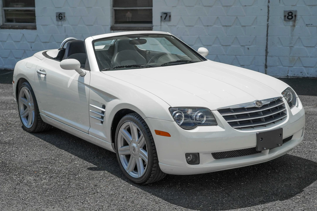 2005 Chrysler Crossfire - Image 19 of 31