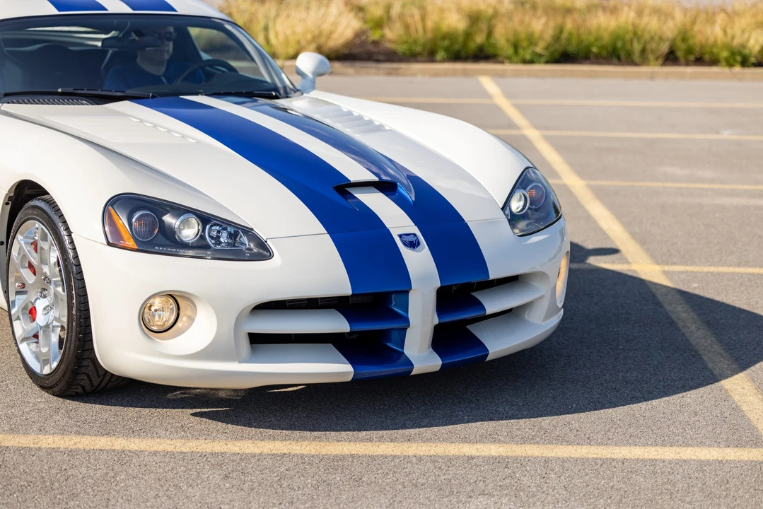 2006 Dodge Viper 3rd Gen - Image 10 of 31