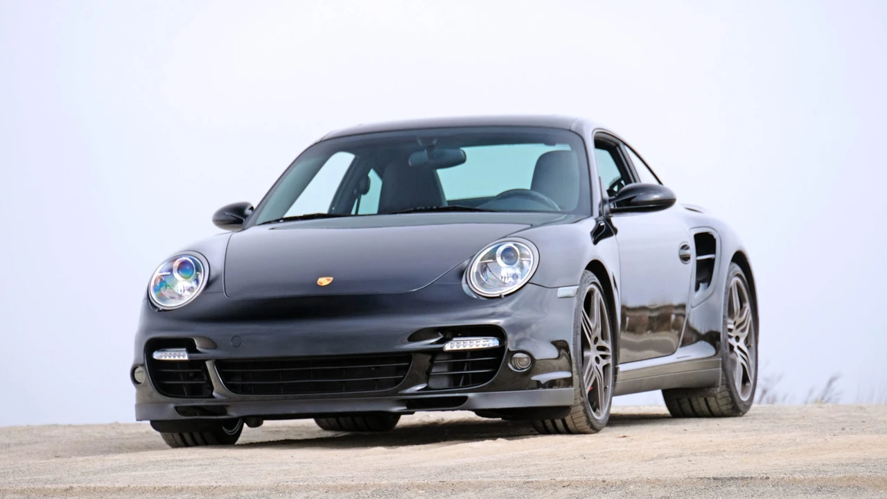 2007 Porsche 997 Turbo - Image 2 of 31