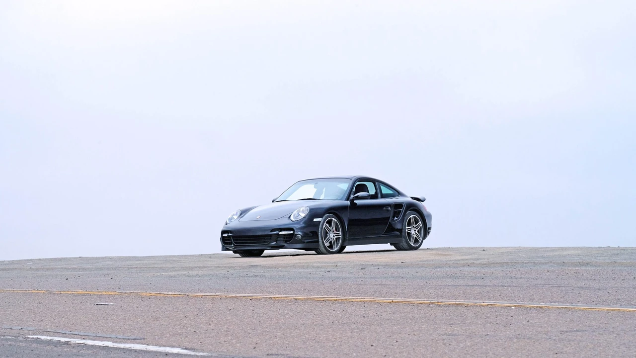 2007 Porsche 997 Turbo - Image 9 of 31