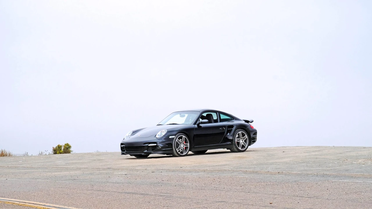 2007 Porsche 997 Turbo - Image 12 of 31