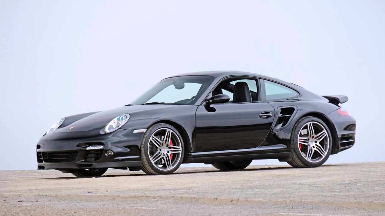 2007 Porsche 997 Turbo - Image 18 of 31