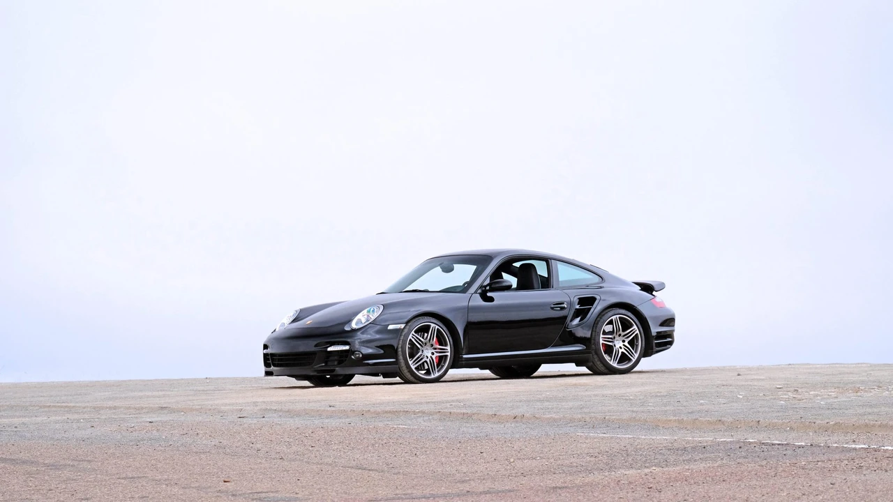 2007 Porsche 997 Turbo - Image 14 of 31