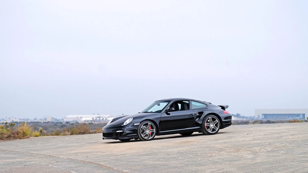 2007 Porsche 997 Turbo - Image 11 of 31