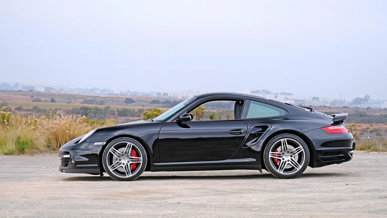 2007 Porsche 997 Turbo - Image 22 of 31