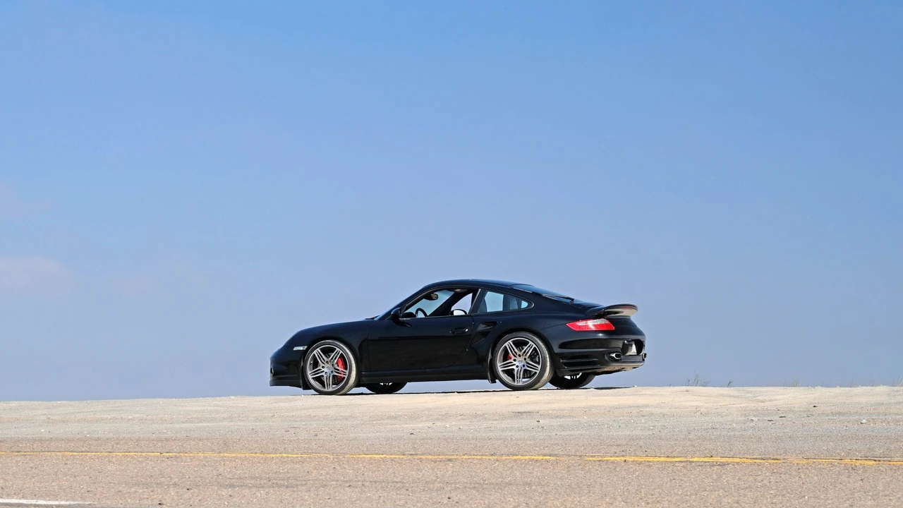 2007 Porsche 997 Turbo - Image 25 of 31