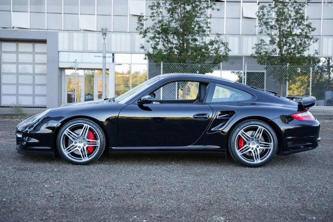 2007 Porsche 997 Turbo - Image 3 of 31