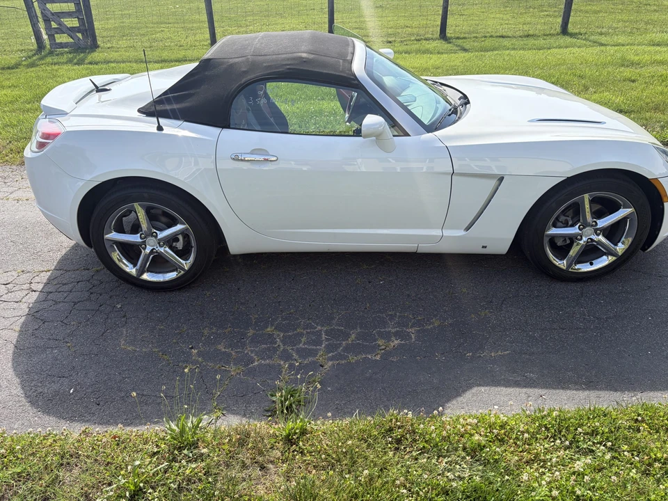 2007 Saturn Sky Red Line - Image 23 of 31