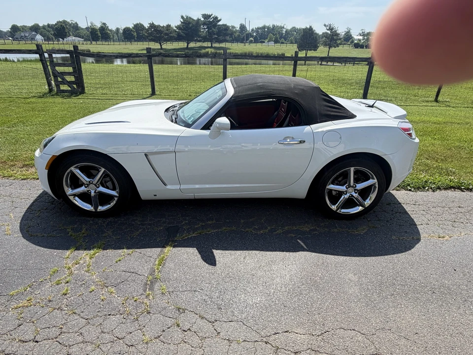 2007 Saturn Sky Red Line - Image 18 of 31