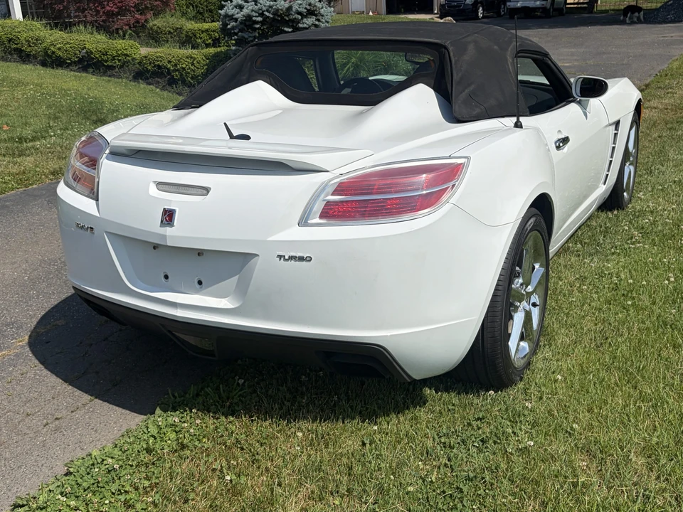 2007 Saturn Sky Red Line - Image 9 of 31