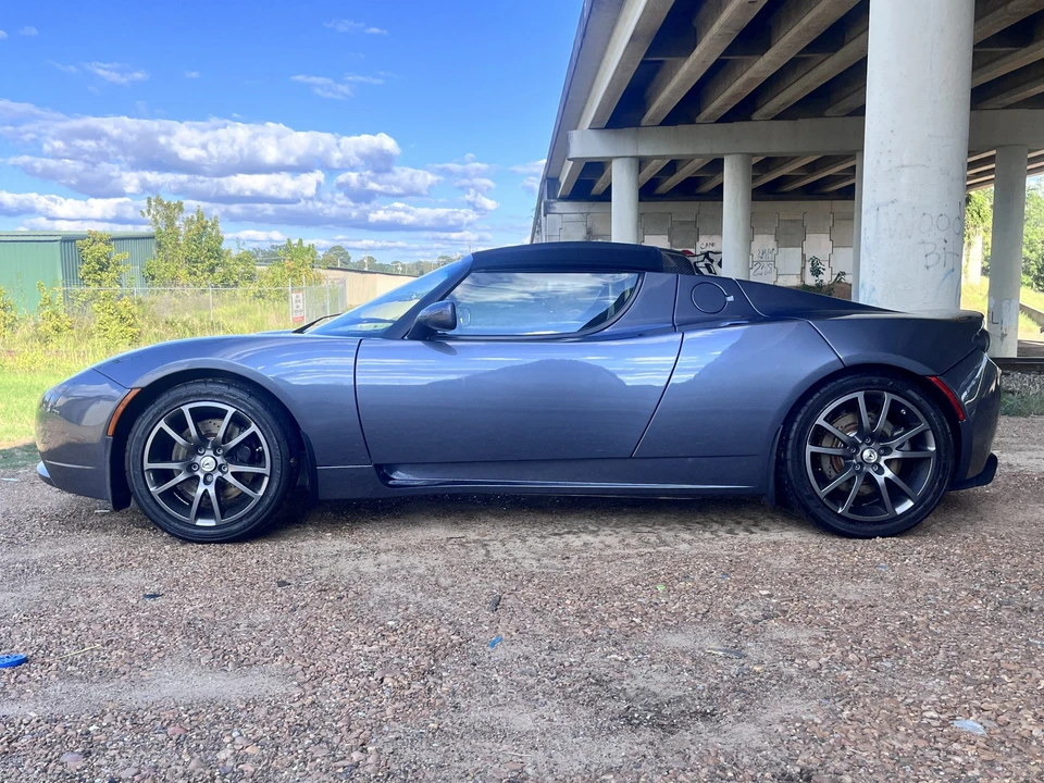 2008 Tesla Roadster - Image 4 of 31