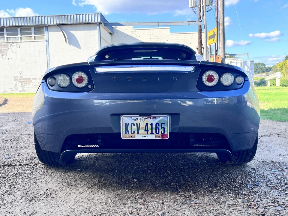 2008 Tesla Roadster - Image 9 of 31