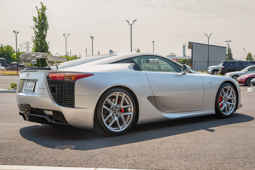 2012 Lexus LFA - Image 8 of 31