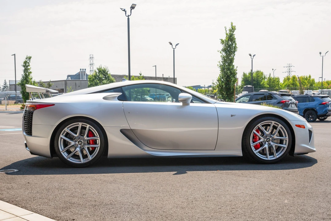 2012 Lexus LFA - Image 7 of 31