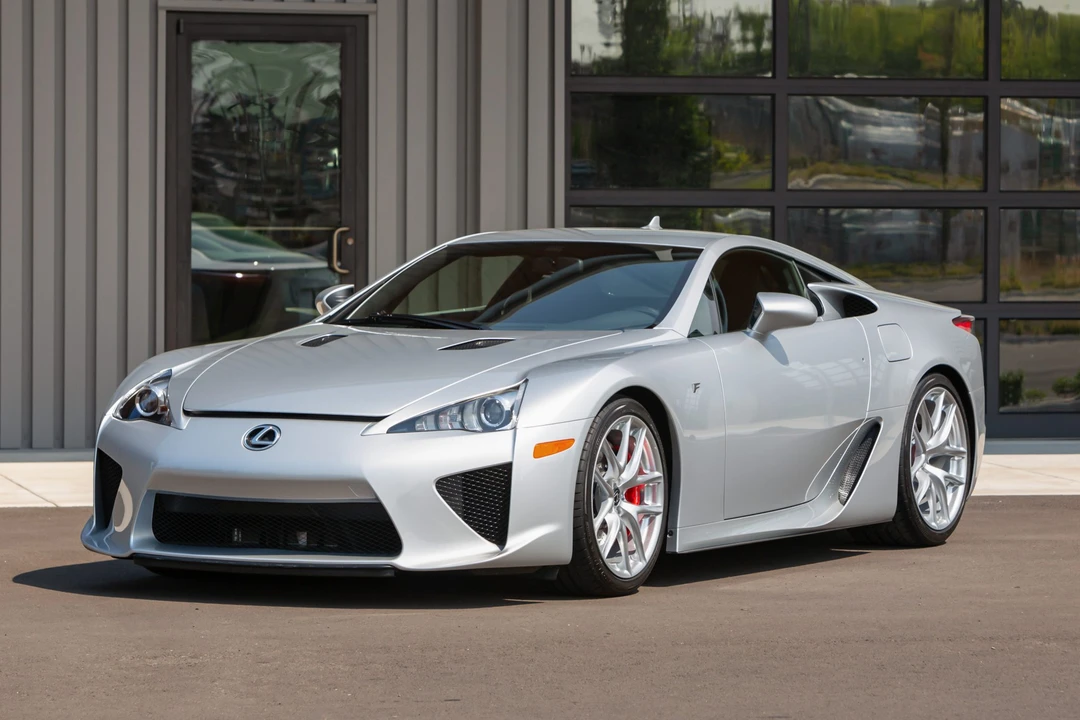2012 Lexus LFA - Image 2 of 31