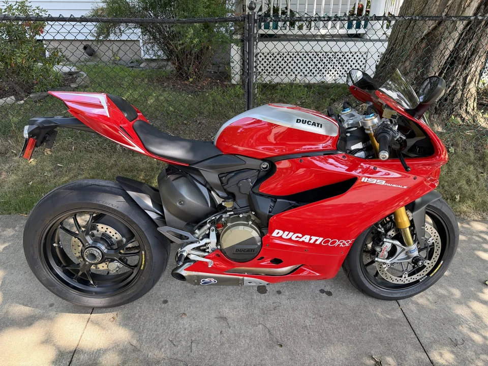 2013 Ducati 1199 - Image 11 of 31