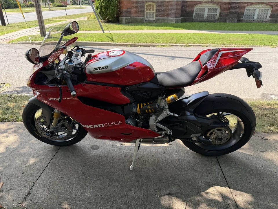 2013 Ducati 1199 - Image 22 of 31