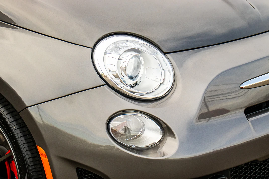 2013 Fiat Abarth 500 - Image 29 of 31