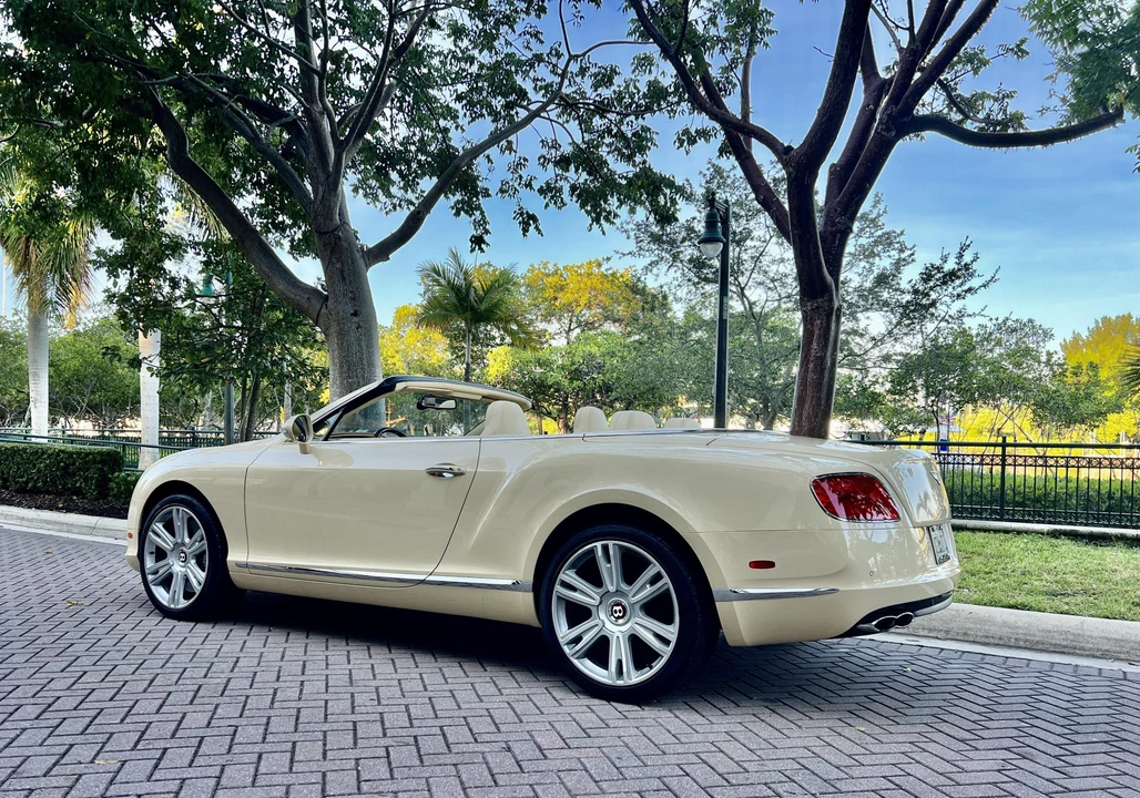 2015 Bentley Continental GT V8 2nd Gen - Image 8 of 31