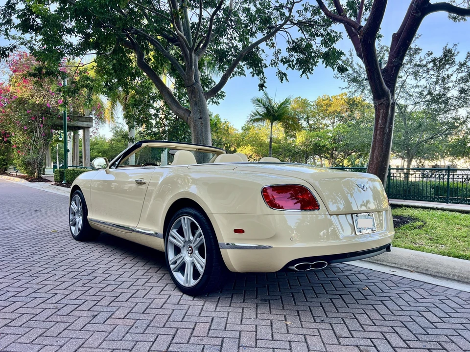 2015 Bentley Continental GT V8 2nd Gen - Image 10 of 31
