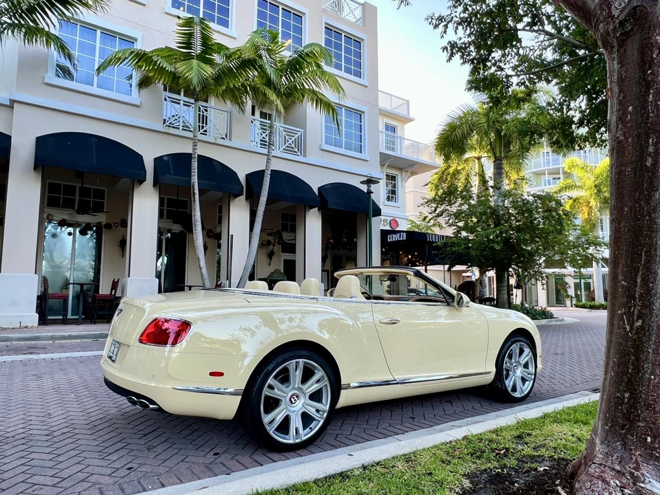 2015 Bentley Continental GT V8 2nd Gen - Image 15 of 31