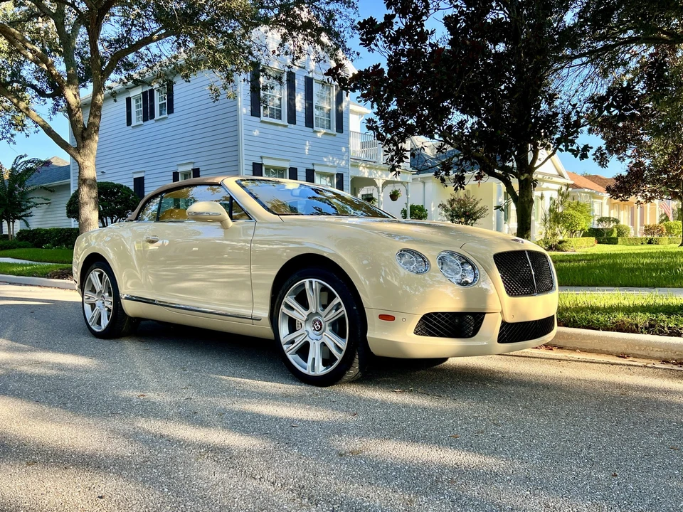 2015 Bentley Continental GT V8 2nd Gen - Image 18 of 31
