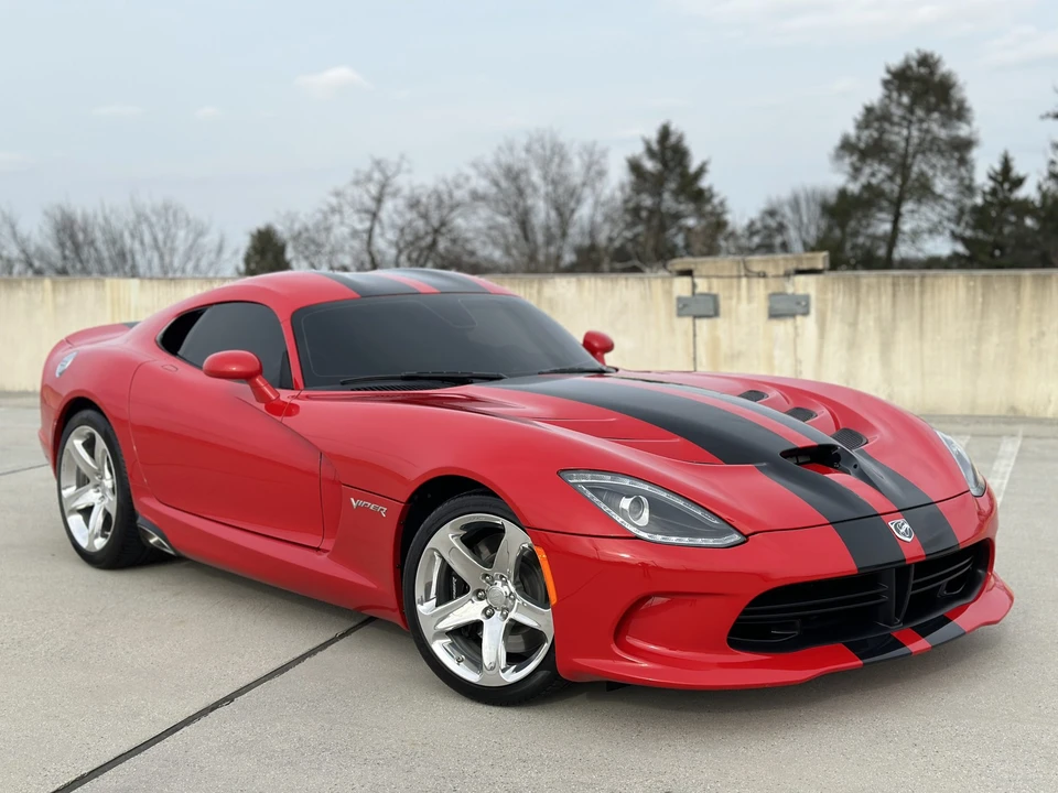 2015 Dodge Viper 5th Gen - Image 3 of 31