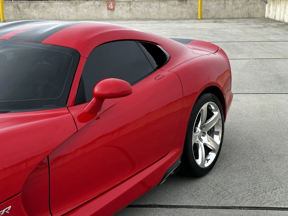 2015 Dodge Viper 5th Gen - Image 13 of 31