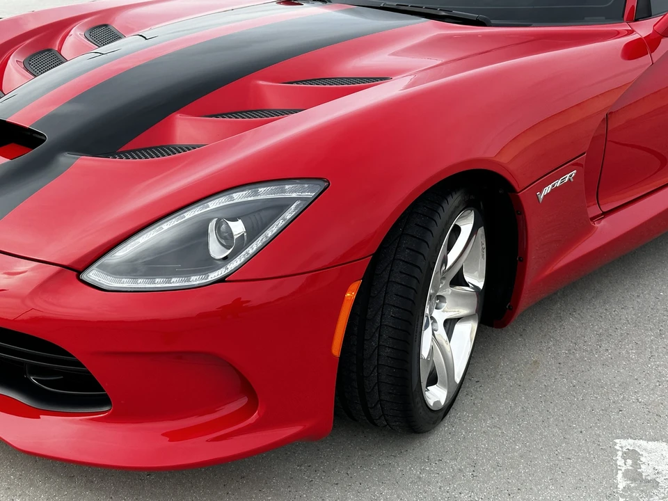2015 Dodge Viper 5th Gen - Image 11 of 31