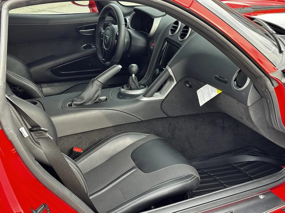 2015 Dodge Viper 5th Gen - Image 27 of 31