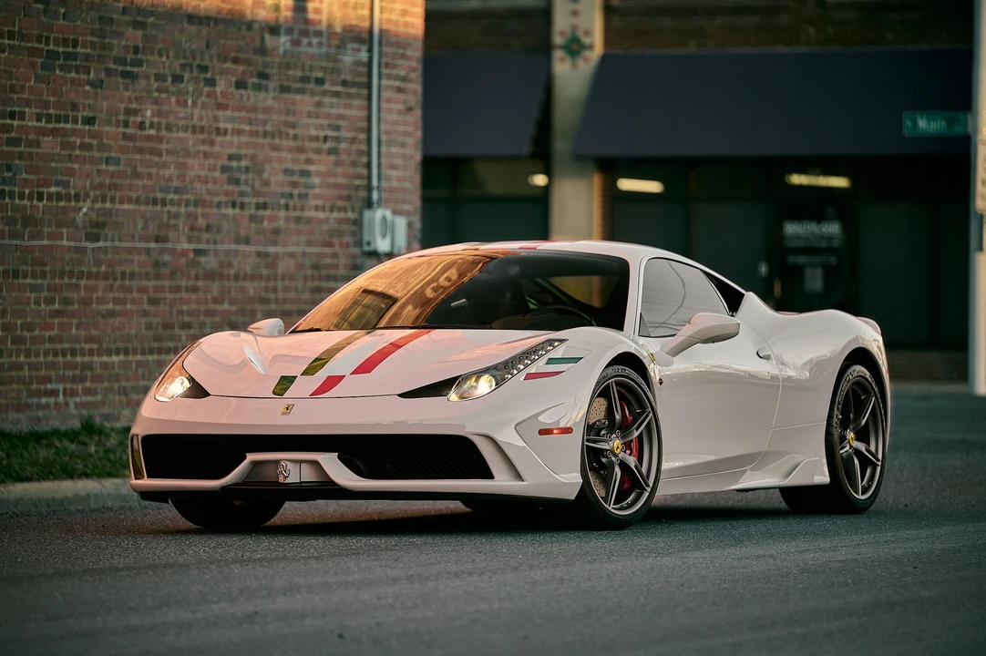 2015 Ferrari 458 Speciale - Image 9 of 31