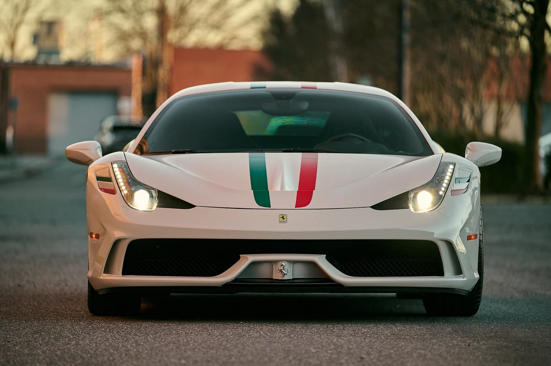 2015 Ferrari 458 Speciale - Image 3 of 31