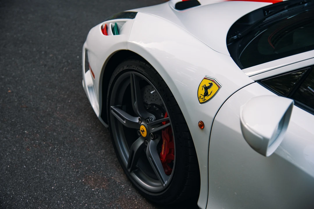 2015 Ferrari 458 Speciale - Image 31 of 31