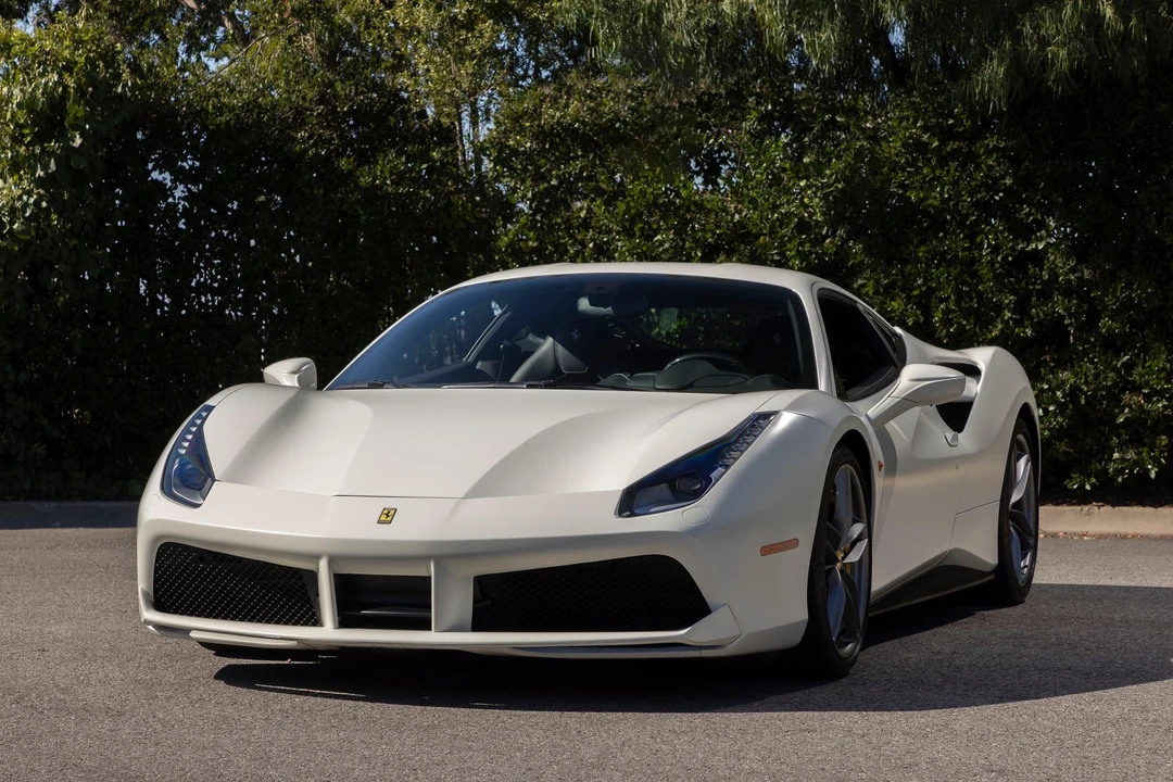 2016 Ferrari 488 GTB - Image 4 of 31
