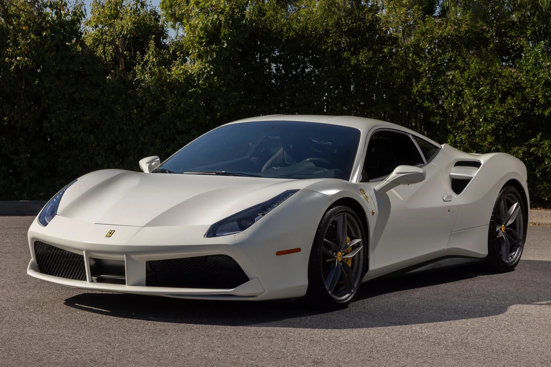 2016 Ferrari 488 GTB - Image 7 of 31