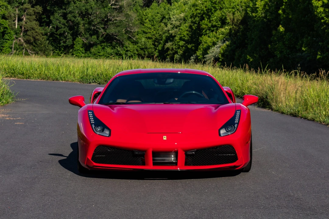 2016 Ferrari 488 GTB - Image 10 of 31
