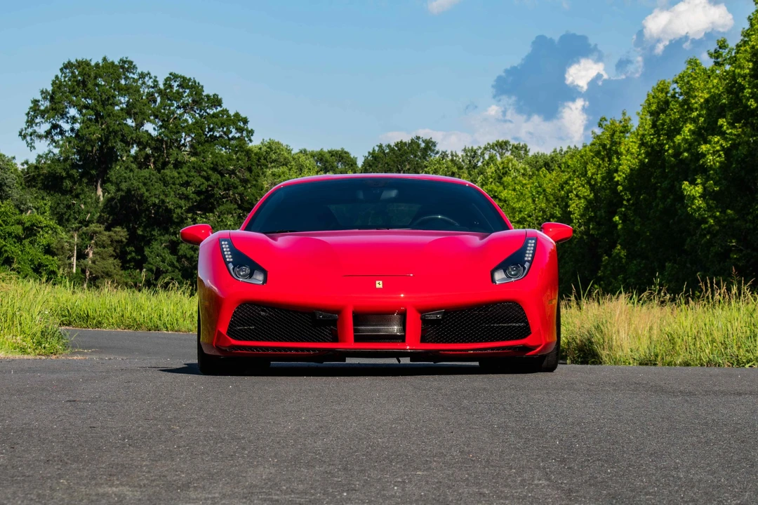 2016 Ferrari 488 GTB - Image 11 of 31