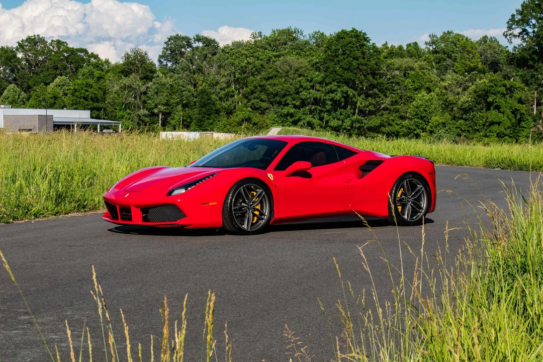 2016 Ferrari 488 GTB - Image 2 of 31