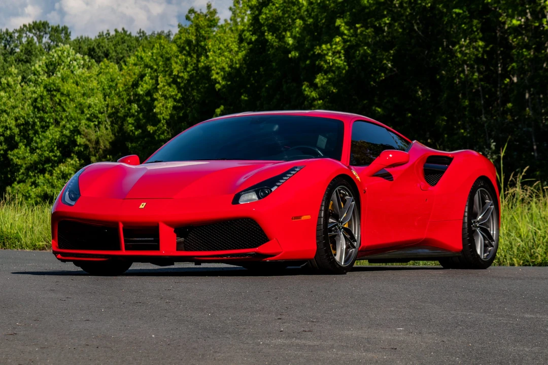 2016 Ferrari 488 GTB - Image 9 of 31