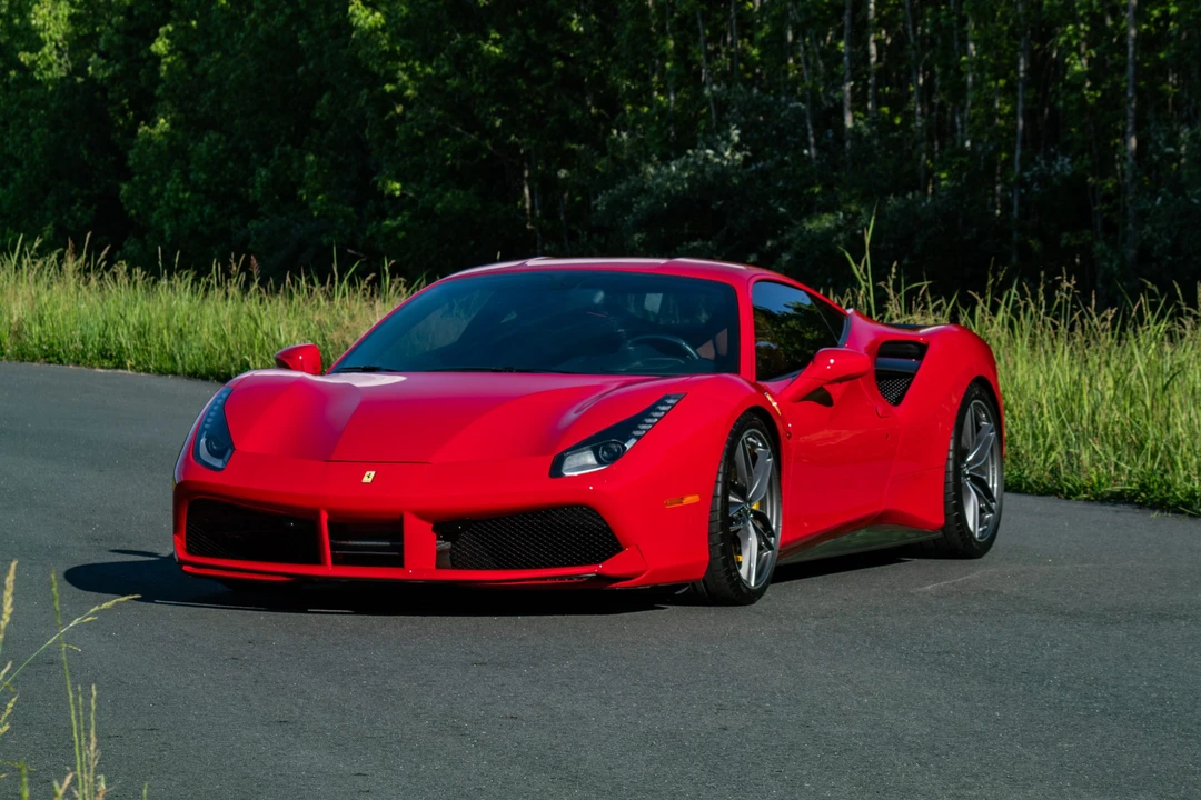 2016 Ferrari 488 GTB - Image 7 of 31