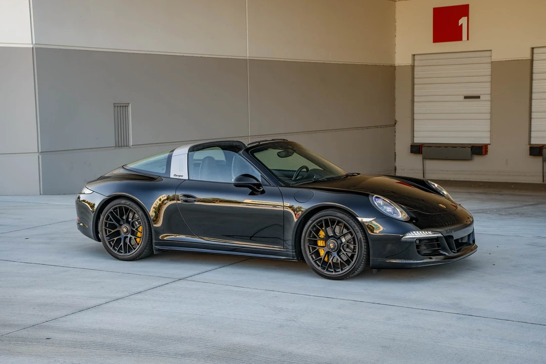 2016 Porsche 991 Targa 4 GTS - Image 7 of 31
