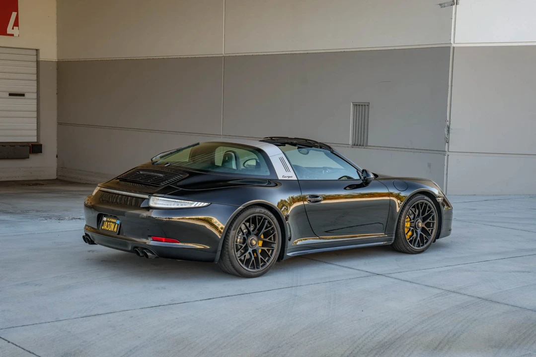 2016 Porsche 991 Targa 4 GTS - Image 10 of 31