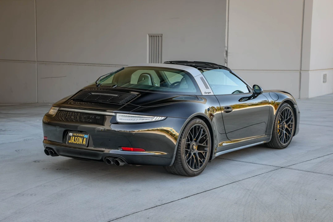 2016 Porsche 991 Targa 4 GTS - Image 11 of 31